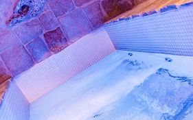 La Casedda - Apartment & Hydromassage